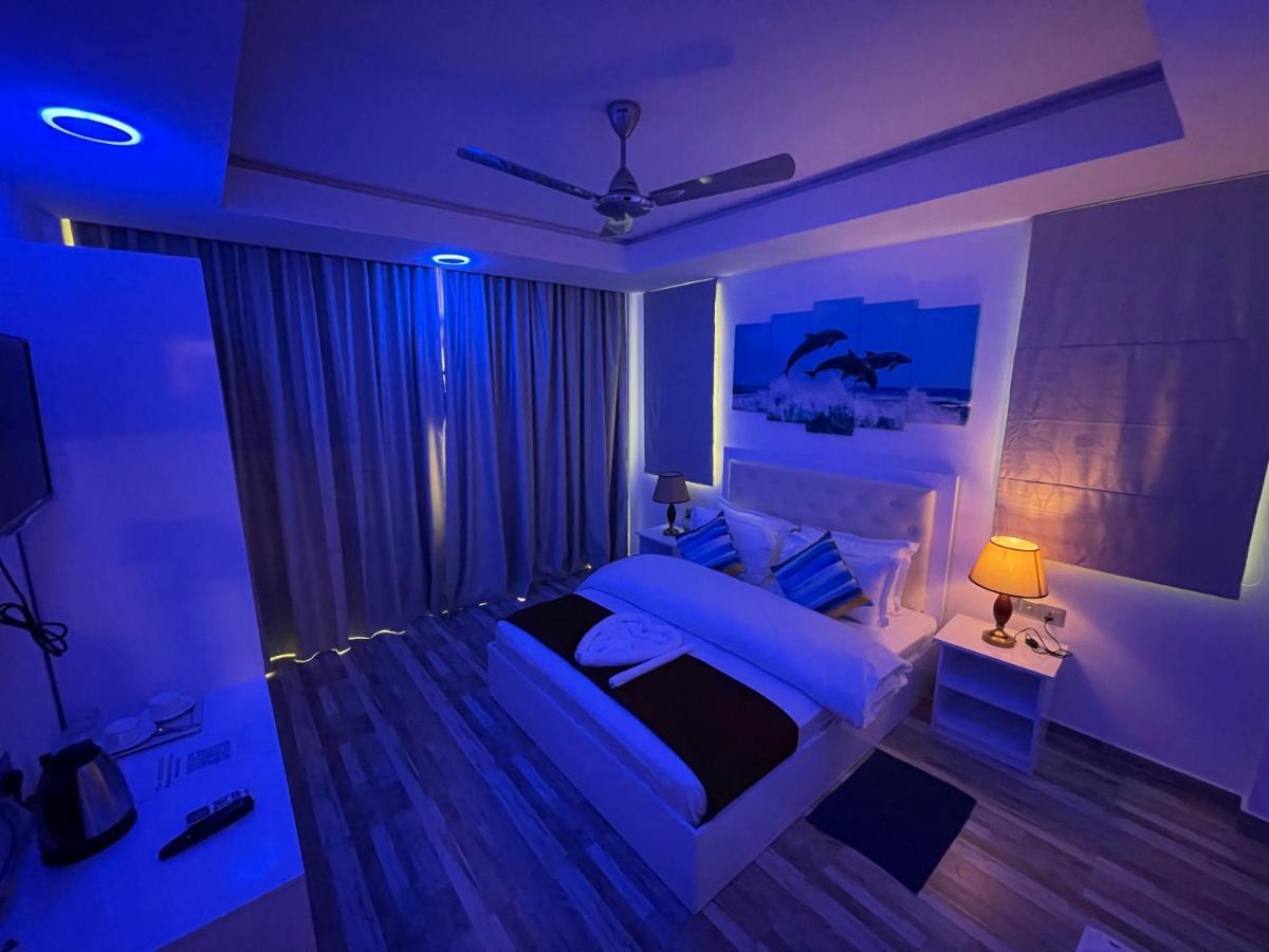Marine Holiday Hulhumale Exteriör bild
